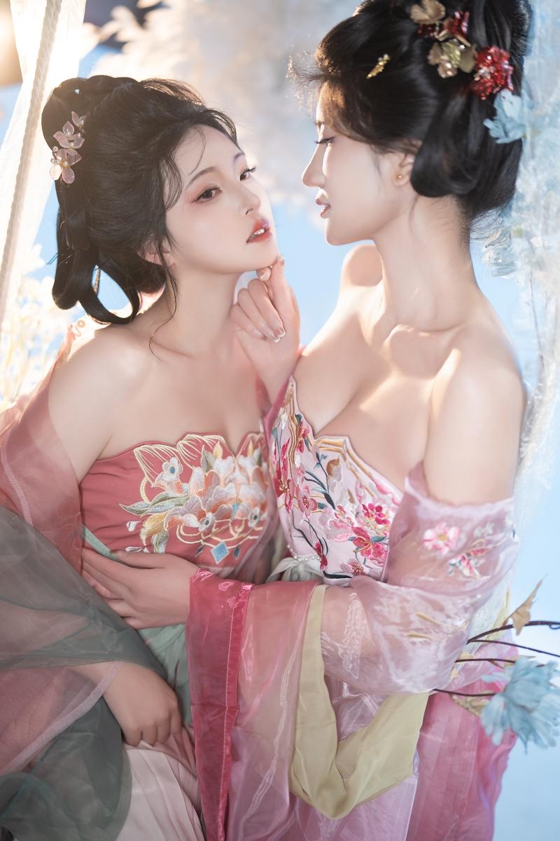 揭秘瑶池洗凝脂写-真：coser Natsuko夏夏子与星澜如何诠释古风之美