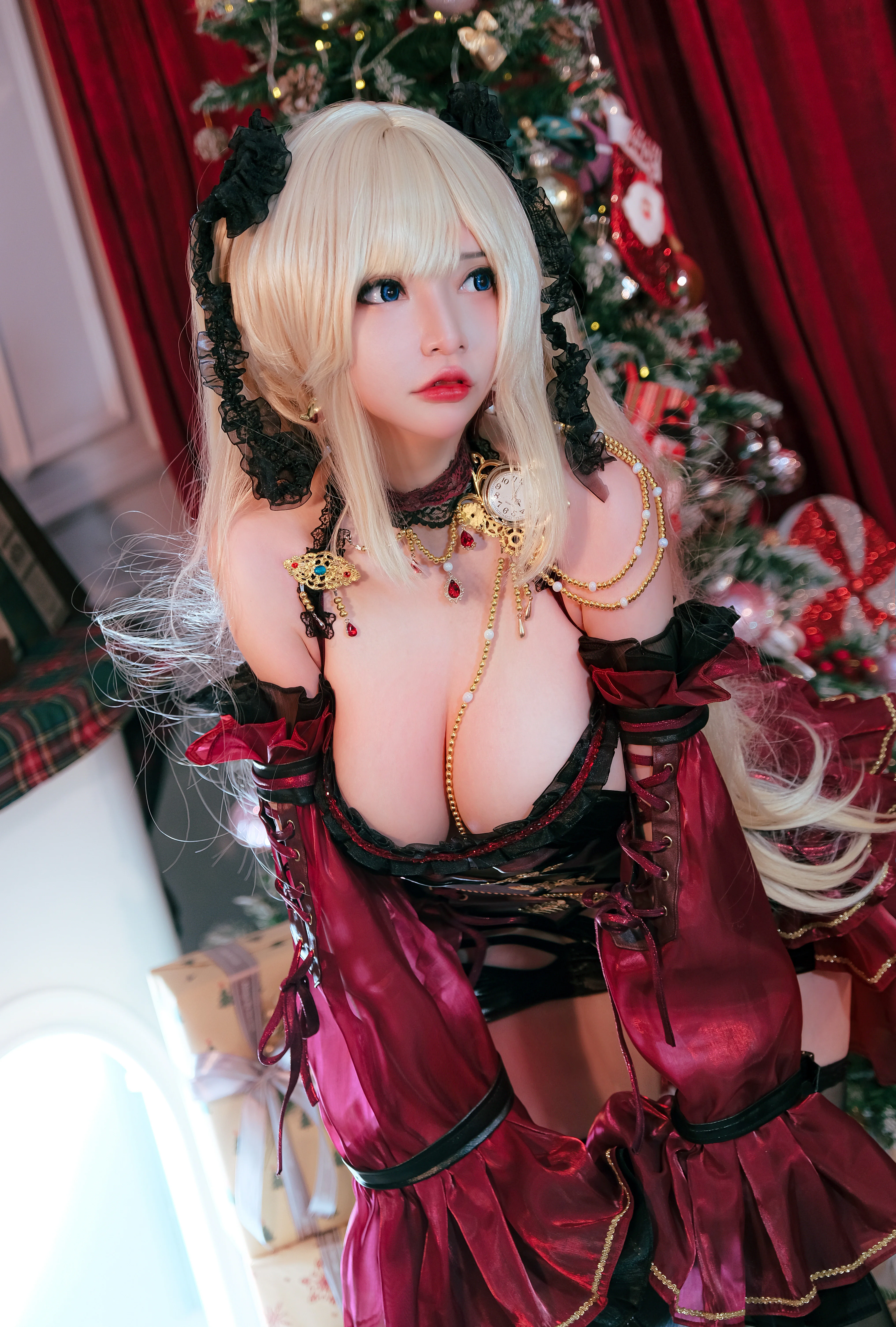 Potato Godzilla新作《Marie Rose Xmas》：完美曲线点燃节日气氛